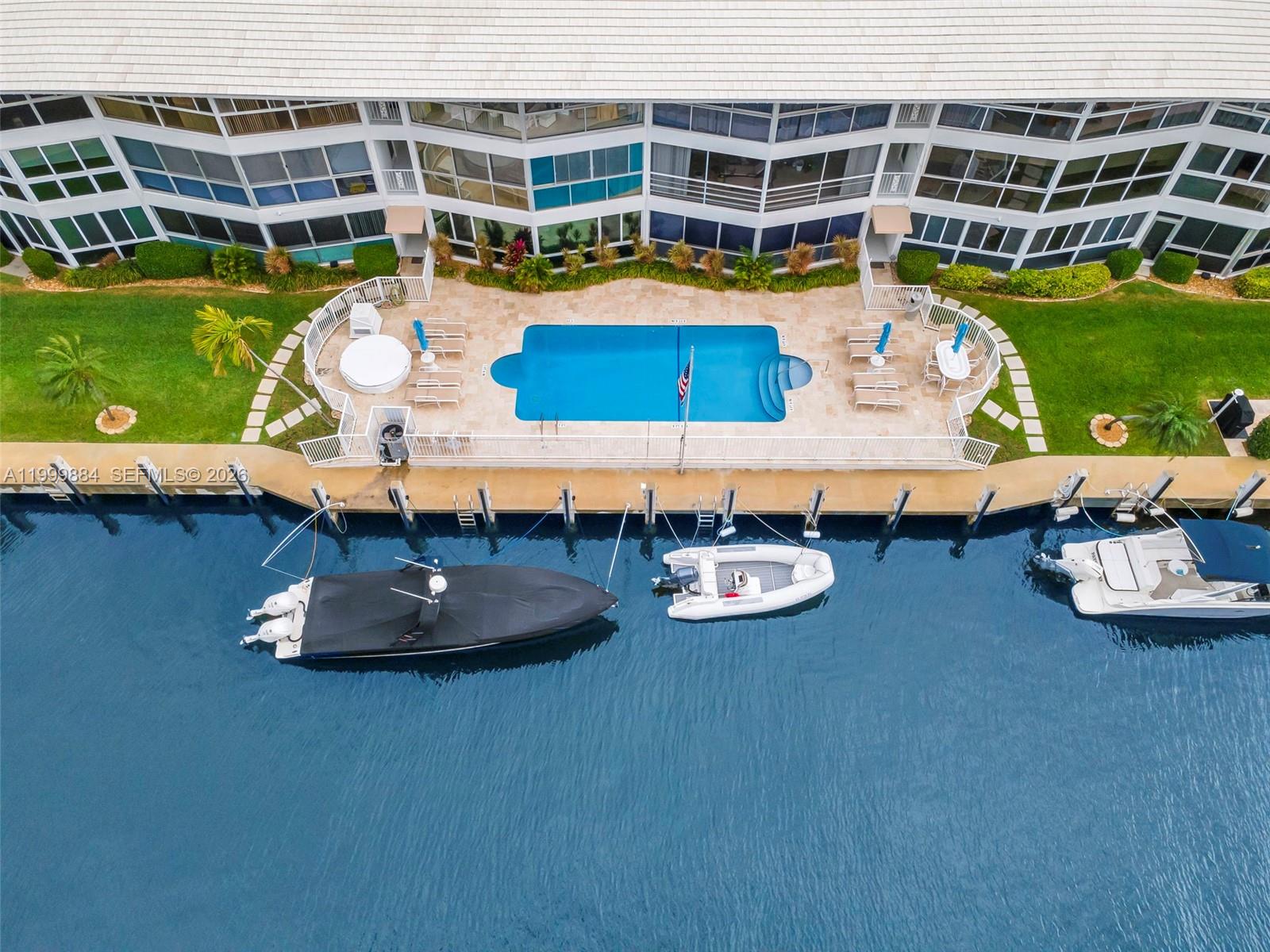 WINDSOR CONDO - Residential