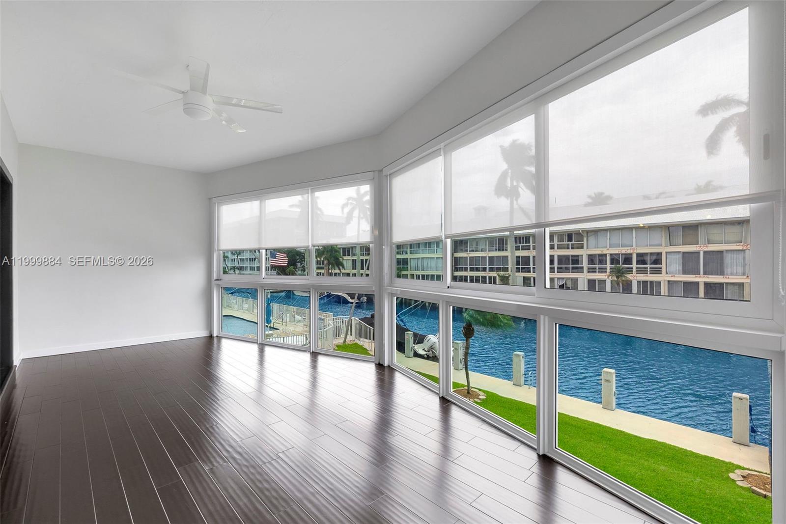 WINDSOR CONDO - Residential