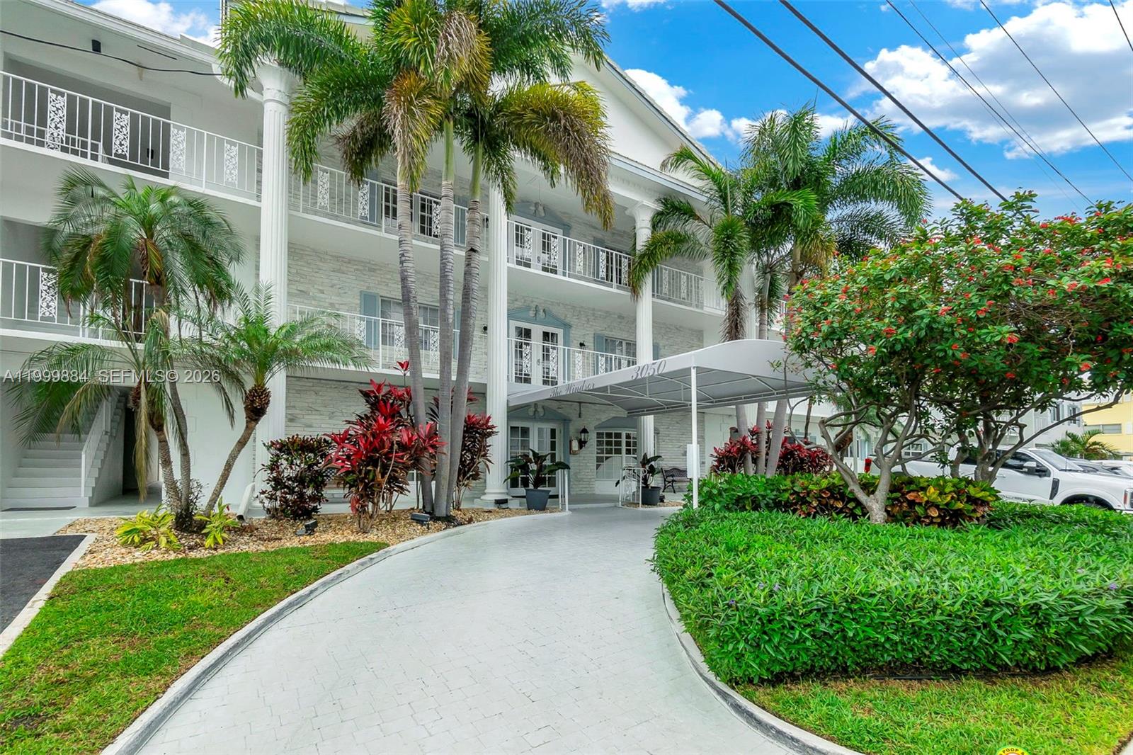 WINDSOR CONDO - Residential