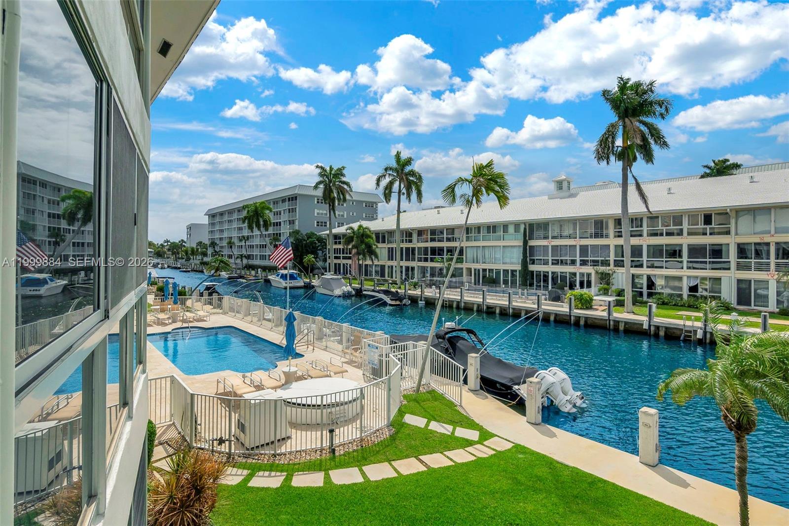 WINDSOR CONDO - Residential