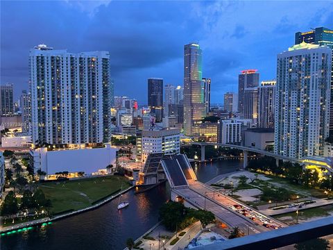 88 SW 7th St 2012 Miami FL 33130