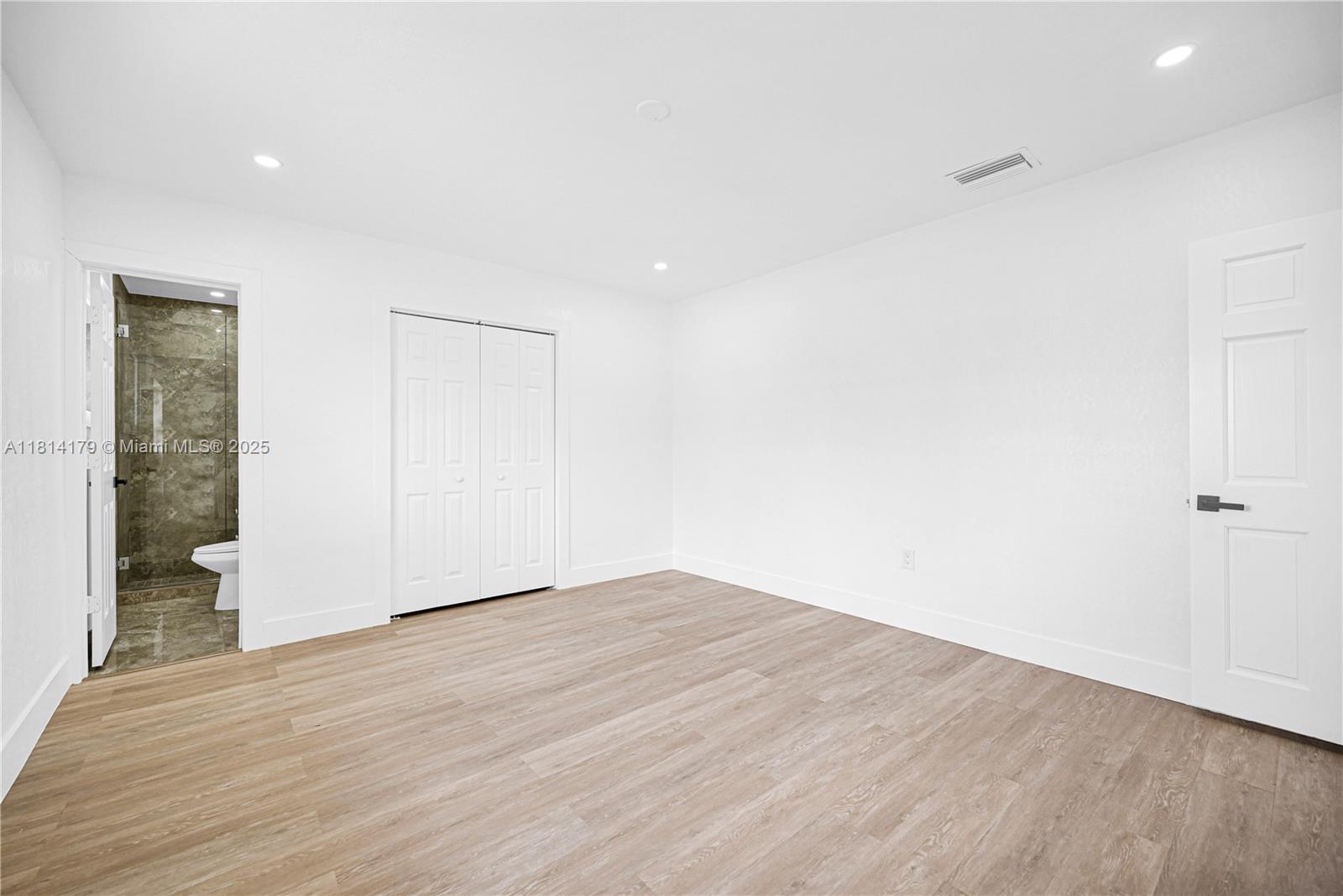 CAROL CITY - Residential