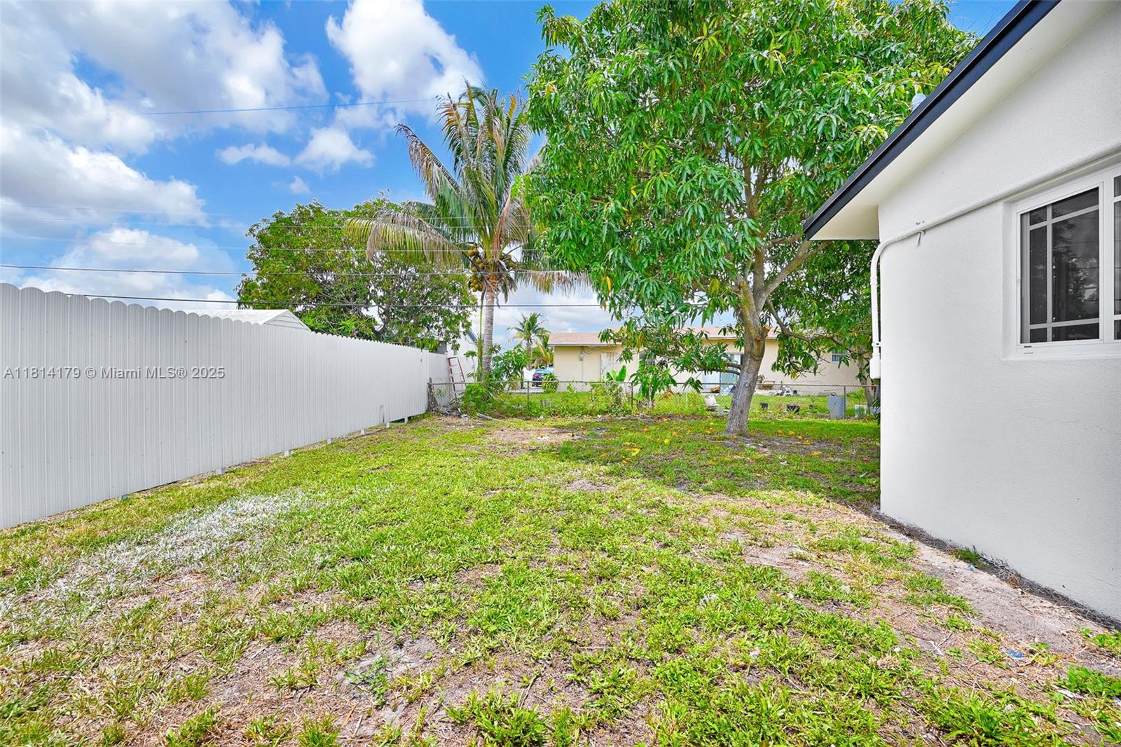 CAROL CITY - Residential