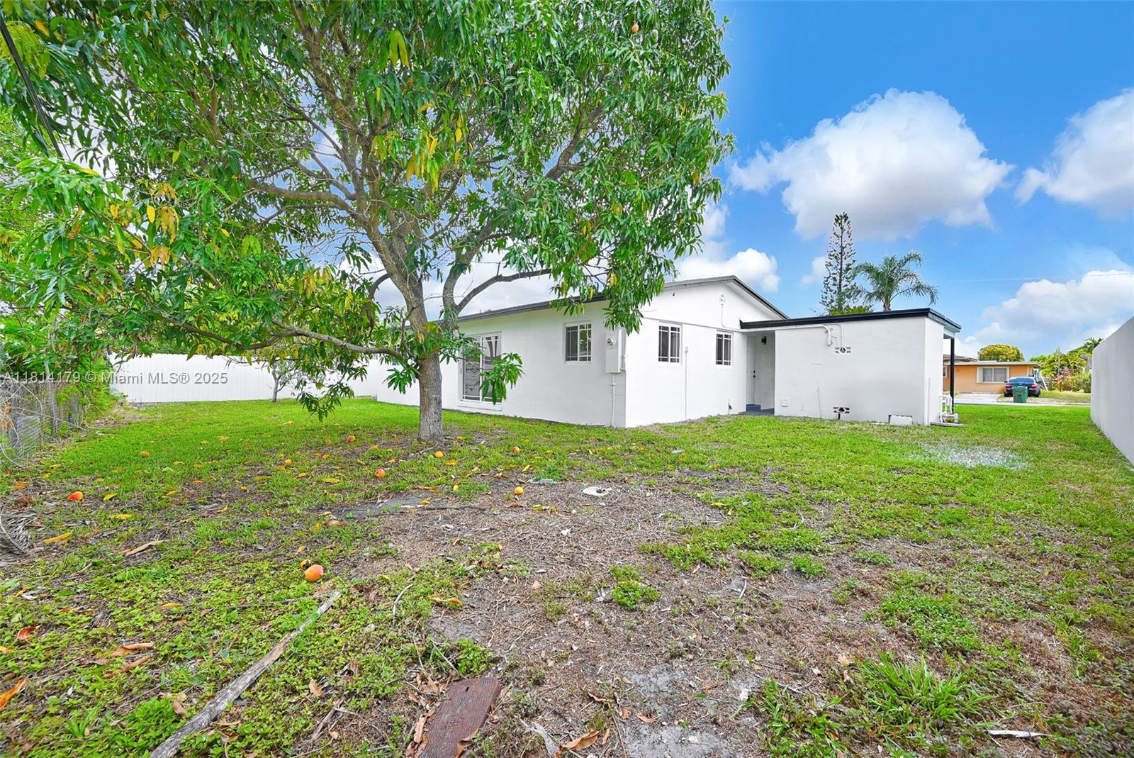 CAROL CITY - Residential