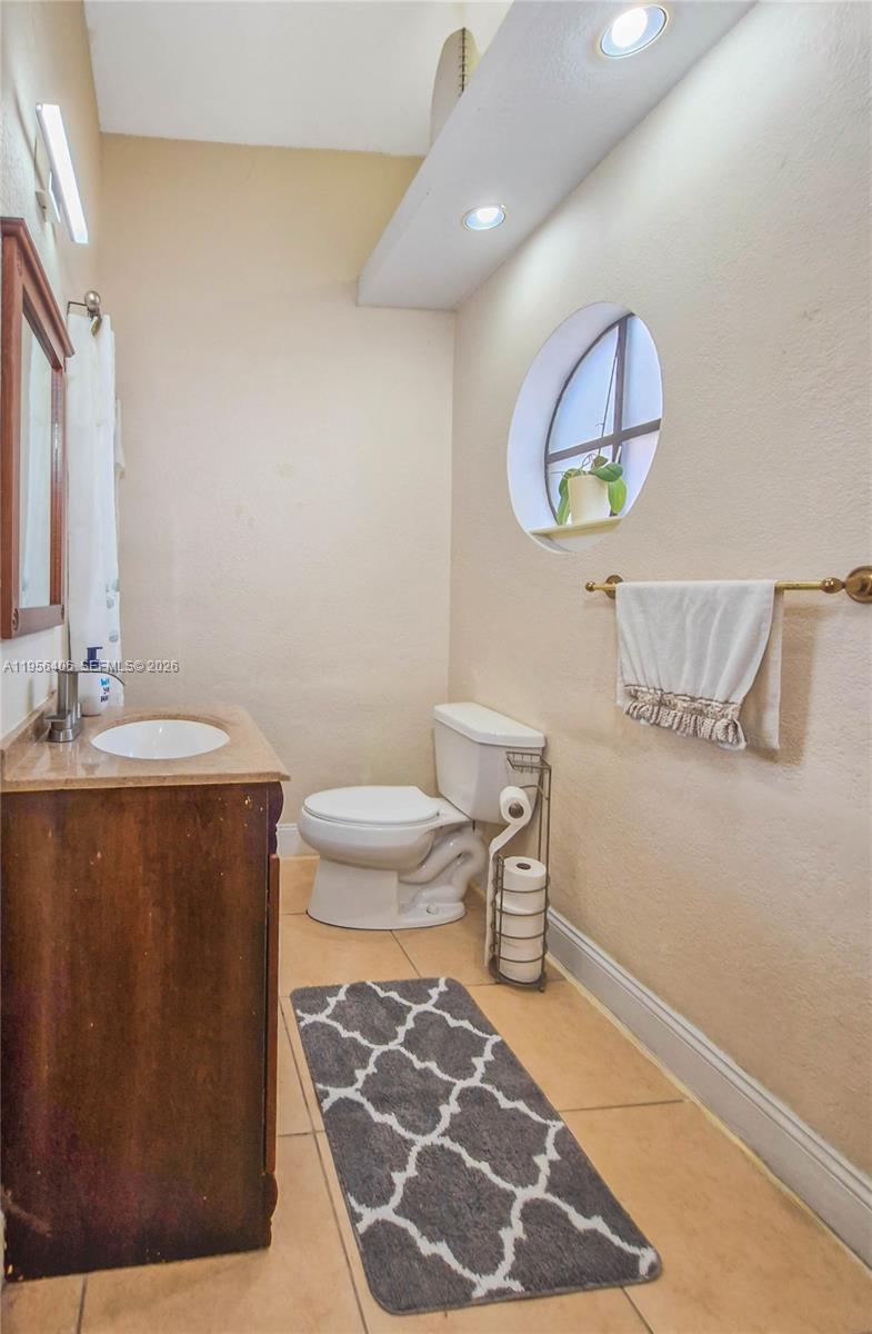 Deer Point - Residential