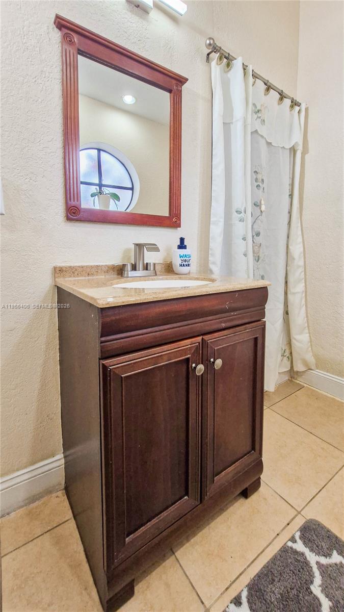 Deer Point - Residential