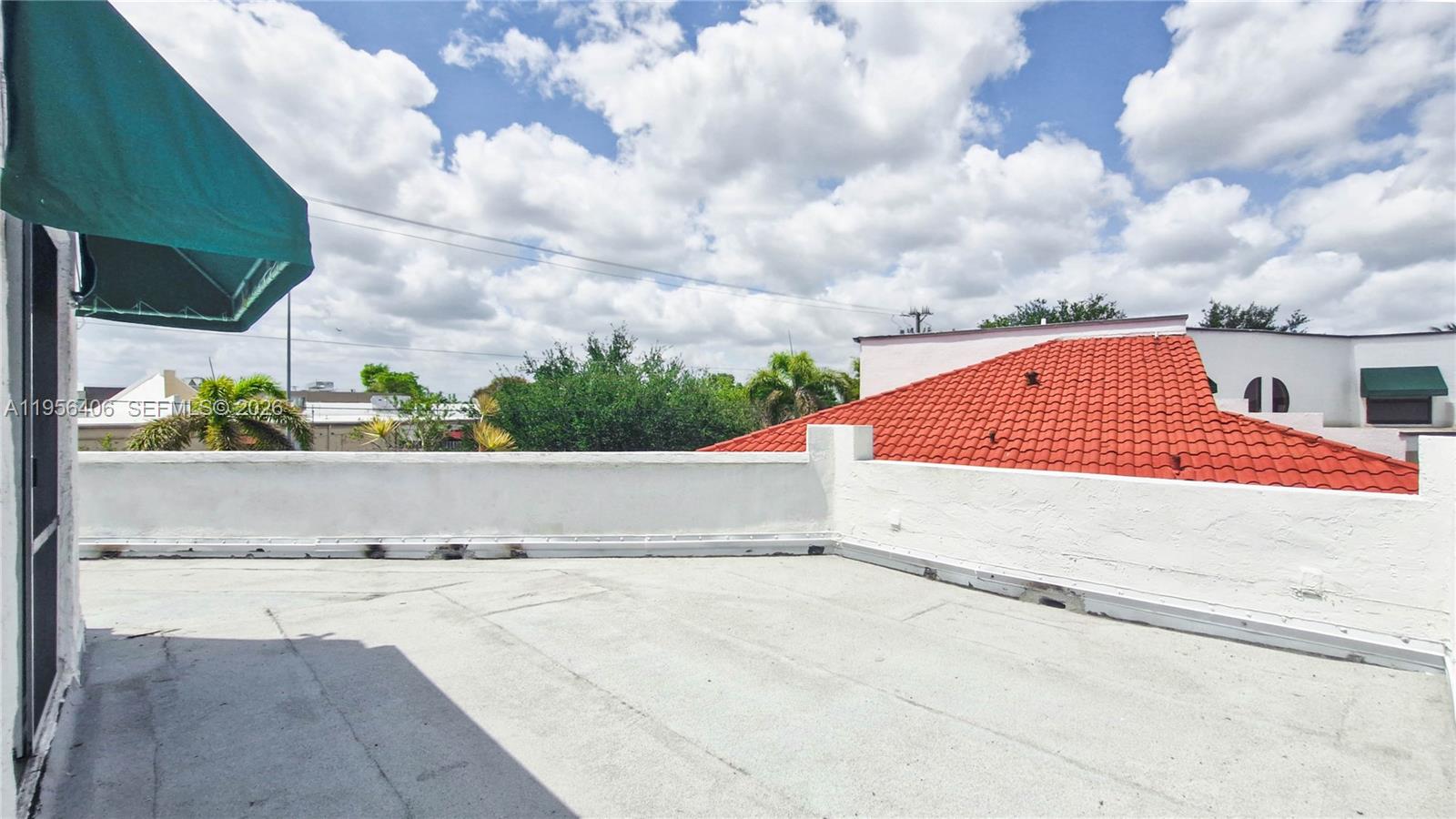 Deer Point - Residential