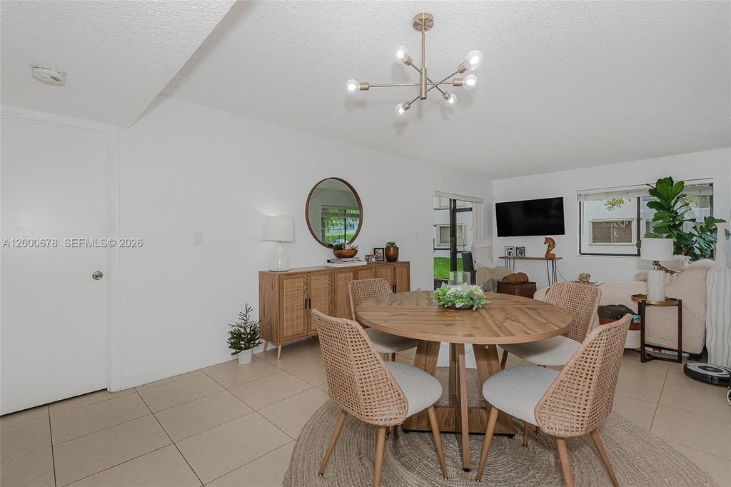Photo of 159 Lakeview Dr #102, Weston, FL 33326 (MLS # A12000678)