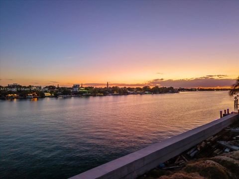 700 88th St Surfside FL 33154