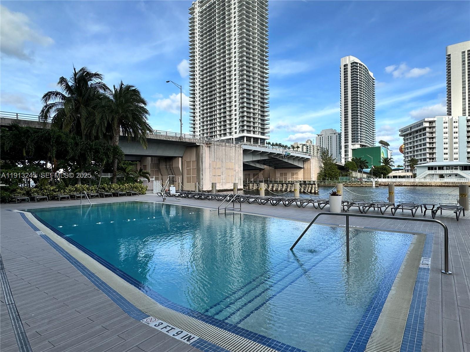 BEACHWALK CONDOMINIUM - Residential
