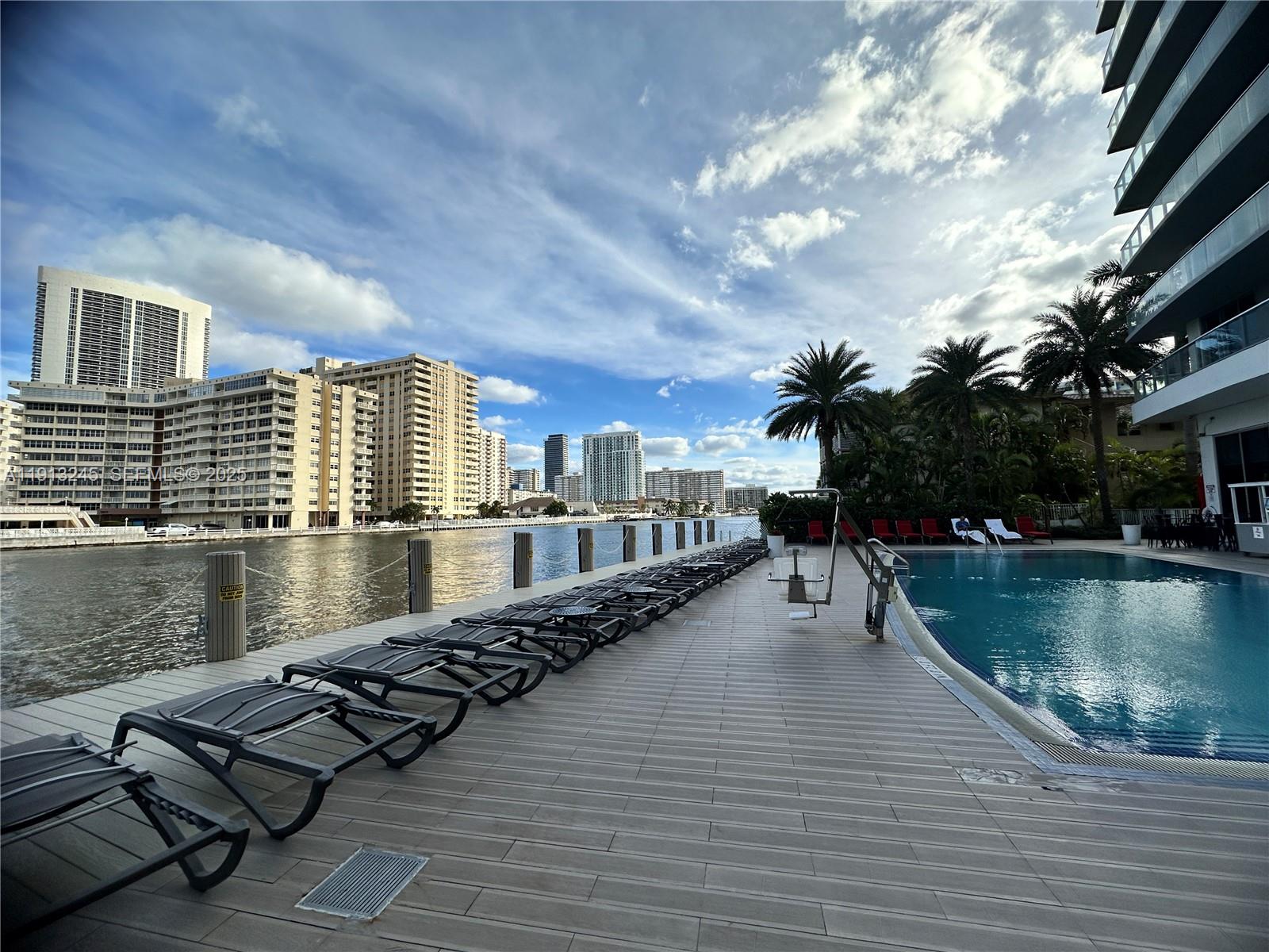 BEACHWALK CONDOMINIUM - Residential