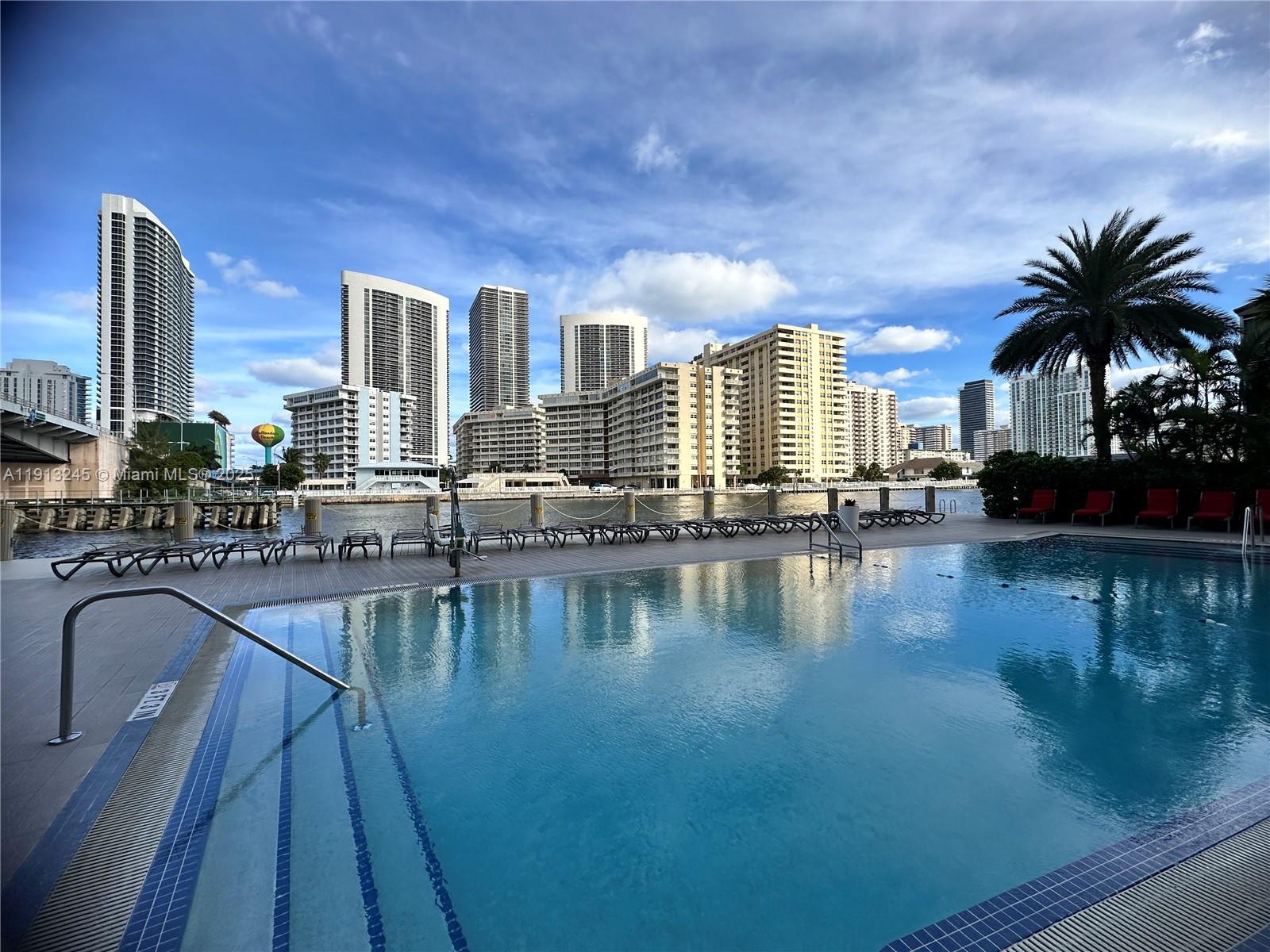 BEACHWALK CONDOMINIUM - Residential