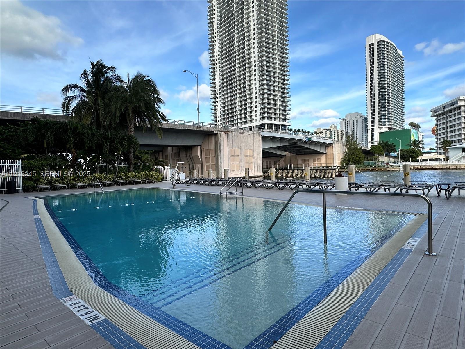 BEACHWALK CONDOMINIUM - Residential