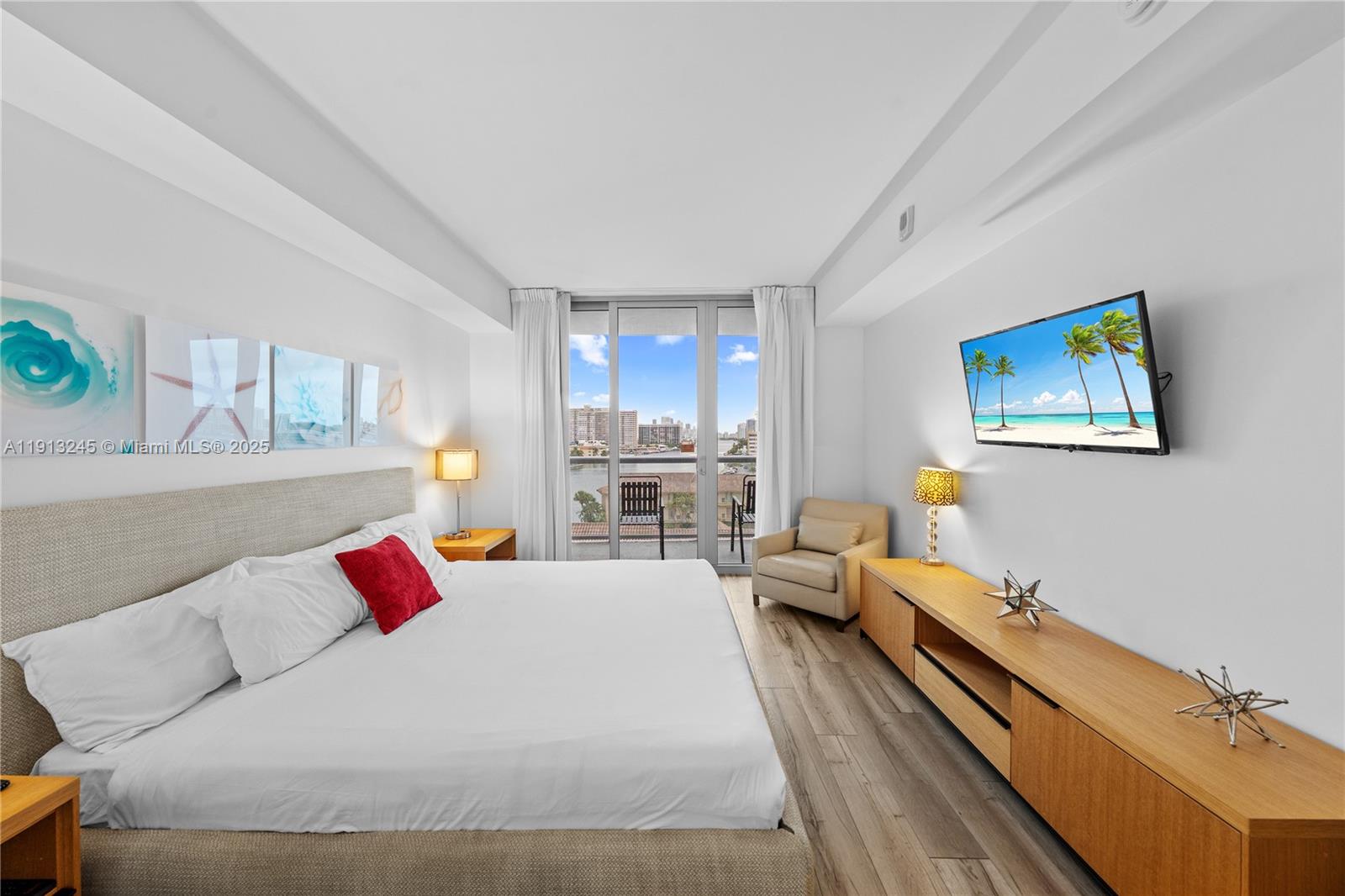 BEACHWALK CONDOMINIUM - Residential