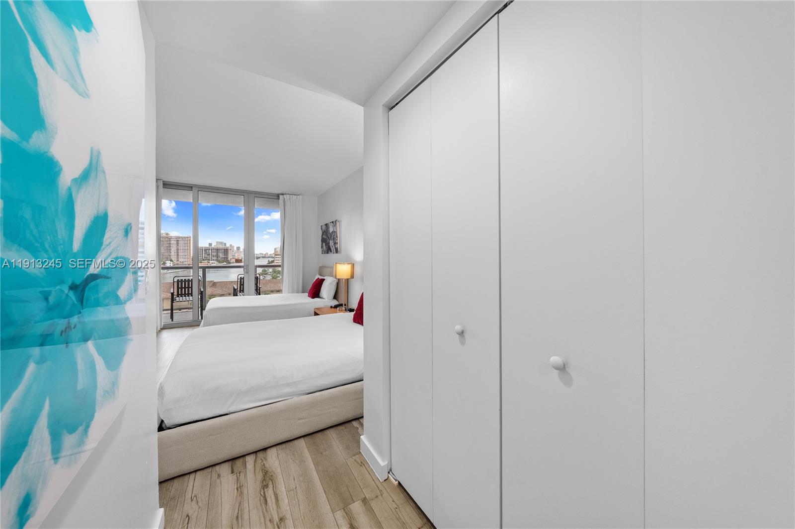 BEACHWALK CONDOMINIUM - Residential