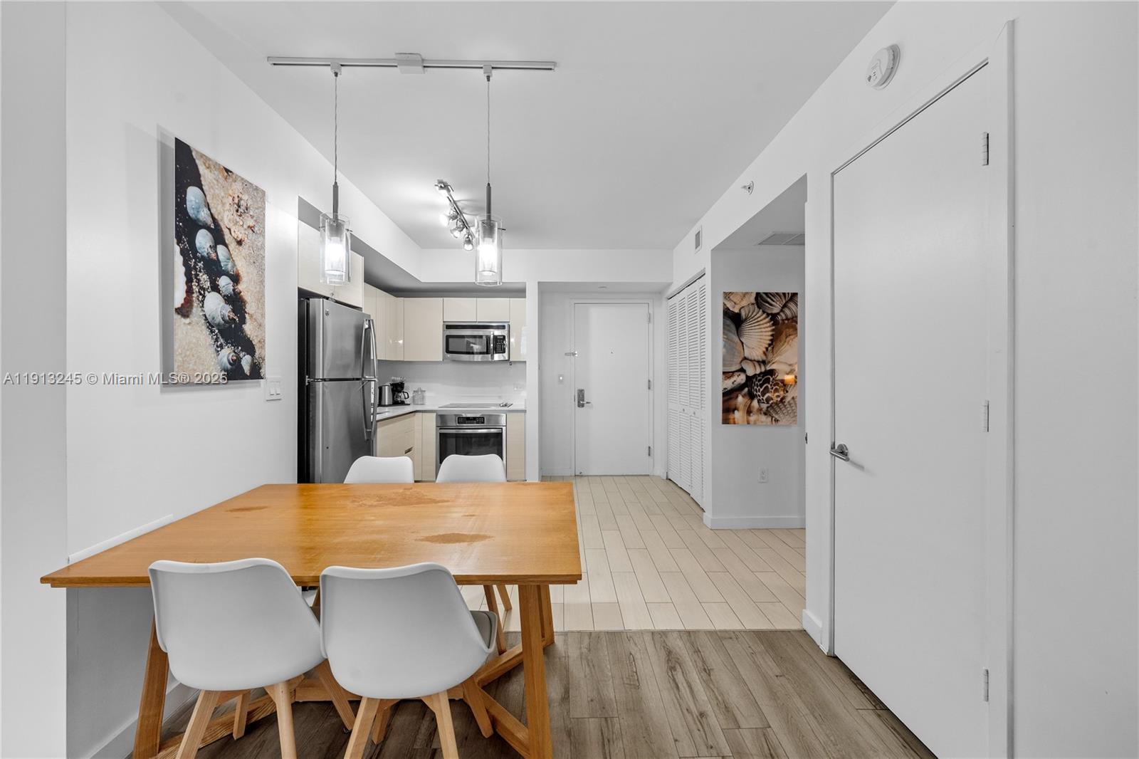 BEACHWALK CONDOMINIUM - Residential