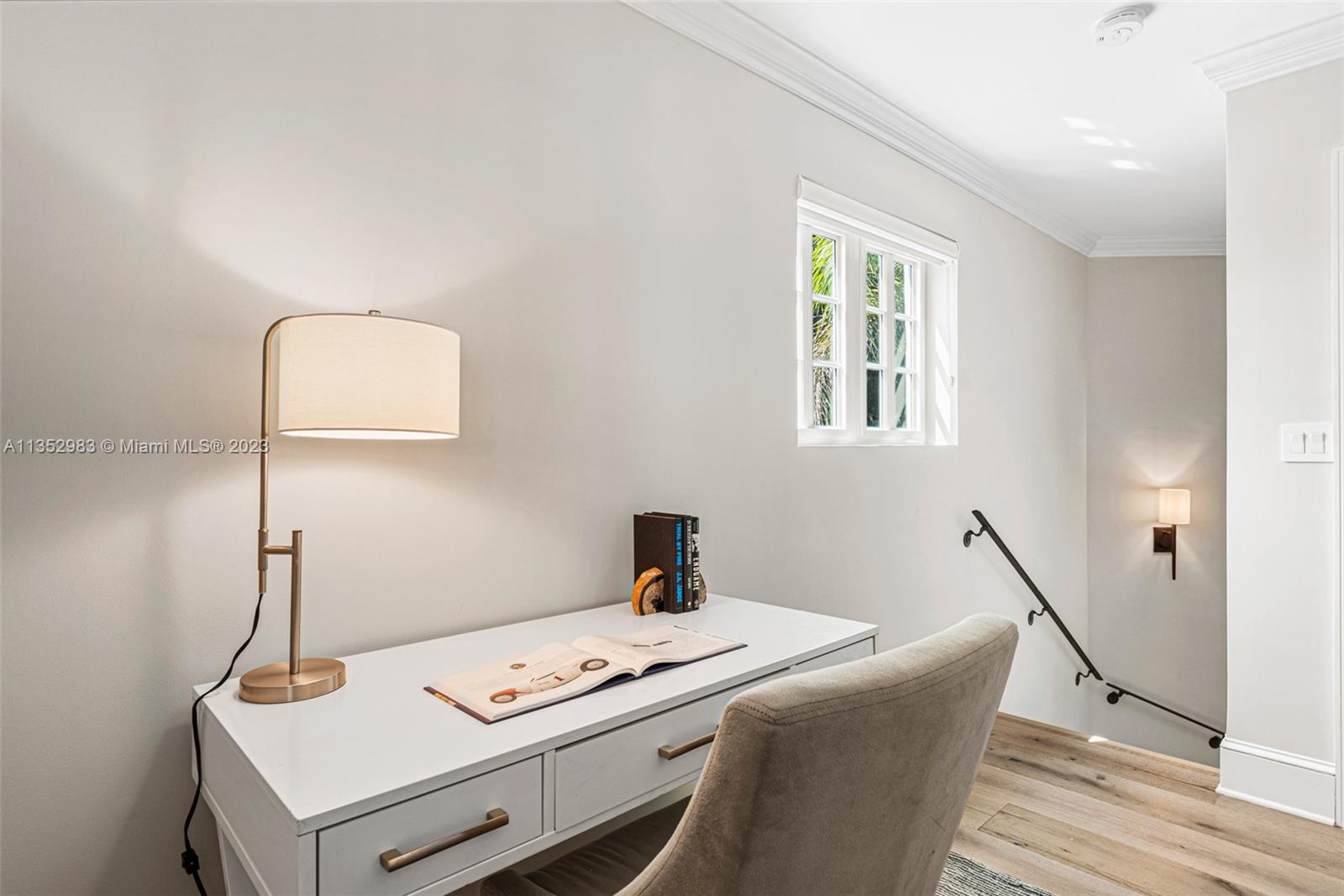 C GABLES COUNTRY CLUB SEC - Residential