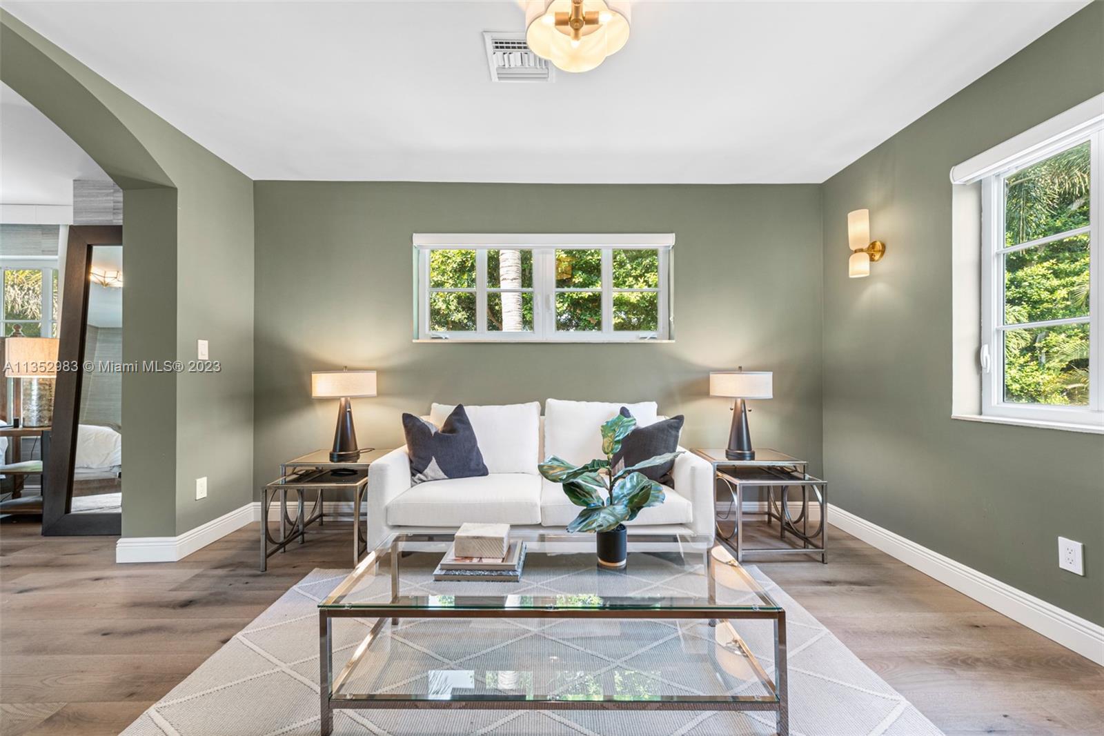 C GABLES COUNTRY CLUB SEC - Residential