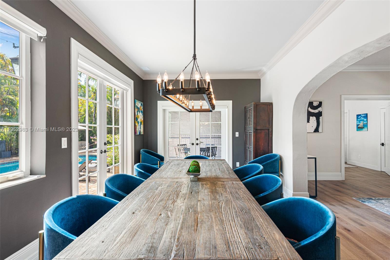 C GABLES COUNTRY CLUB SEC - Residential