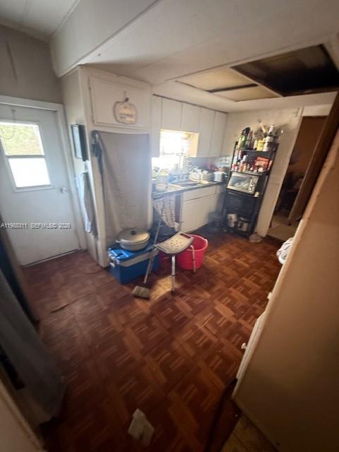 RAVENSWOOD ESTATES & MARI - Residential