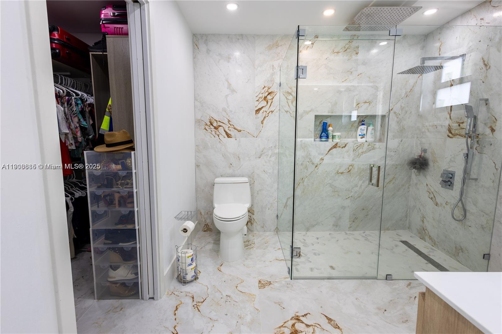 AMEND PLAT OF REDAVO ESTA - Residential