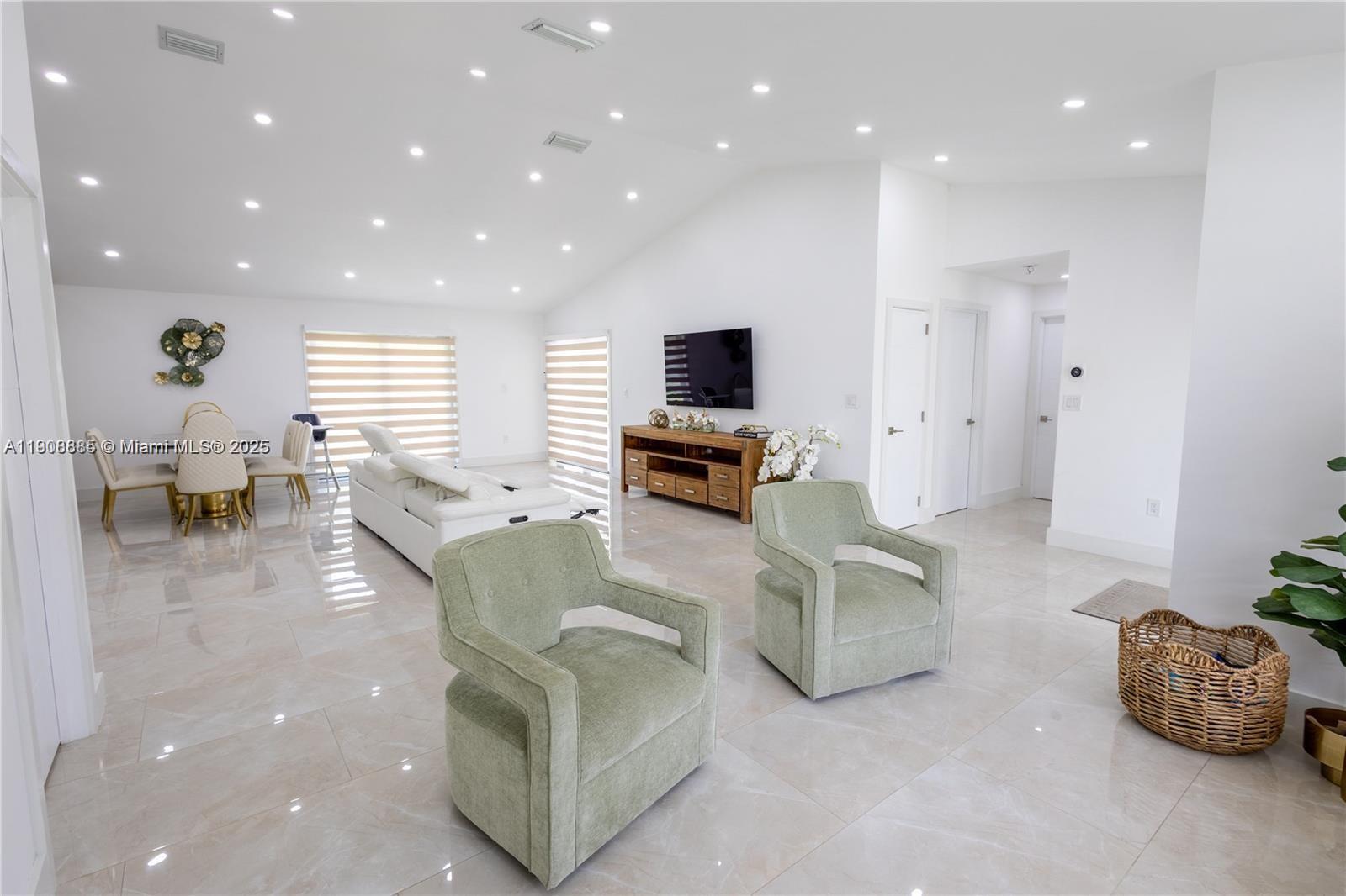 AMEND PLAT OF REDAVO ESTA - Residential