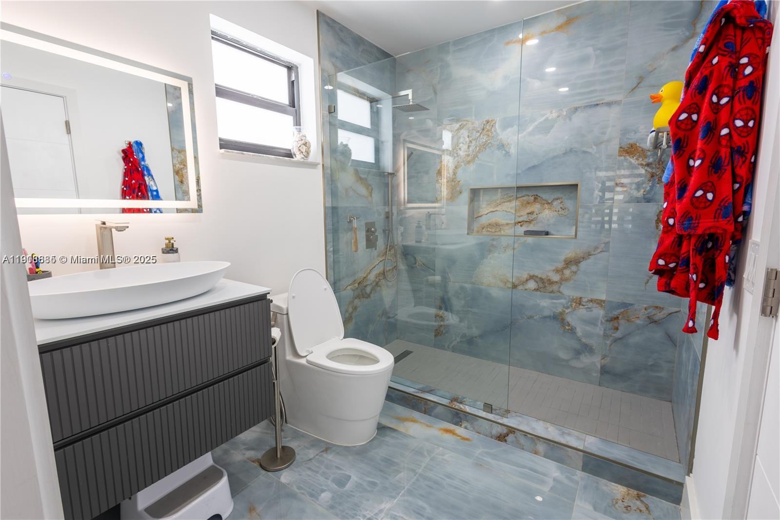 AMEND PLAT OF REDAVO ESTA - Residential