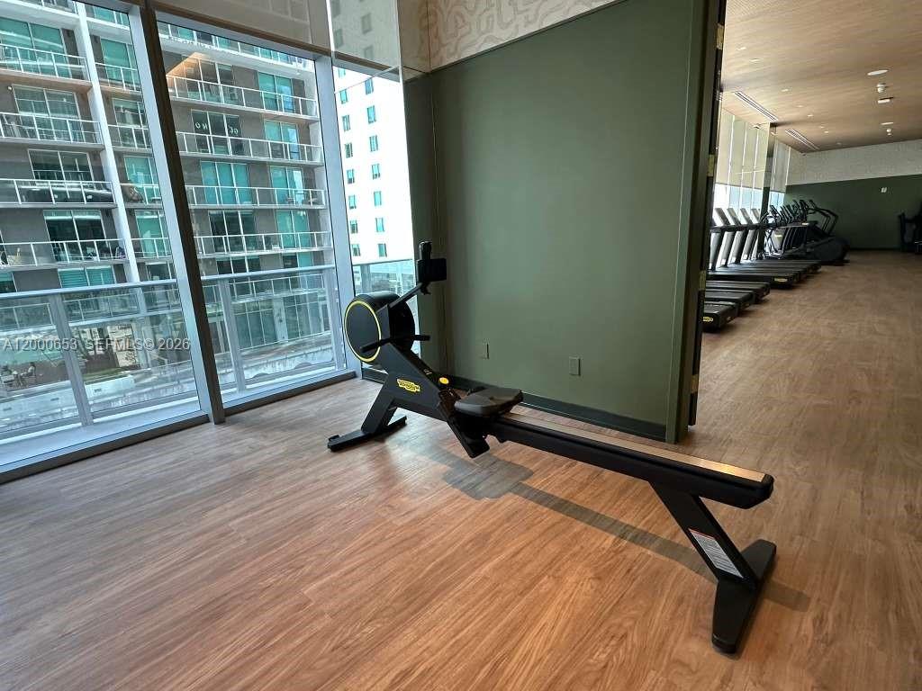 Viceroy Residence - Residential Lease