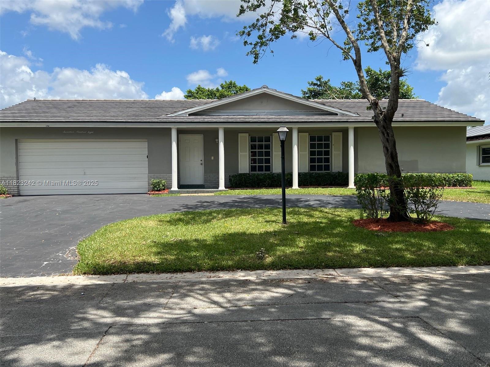 Property for Sale at 1708 Nw 84th Dr, Coral Springs, Broward County, Florida - Bedrooms: 4 
Bathrooms: 2  - $671,000