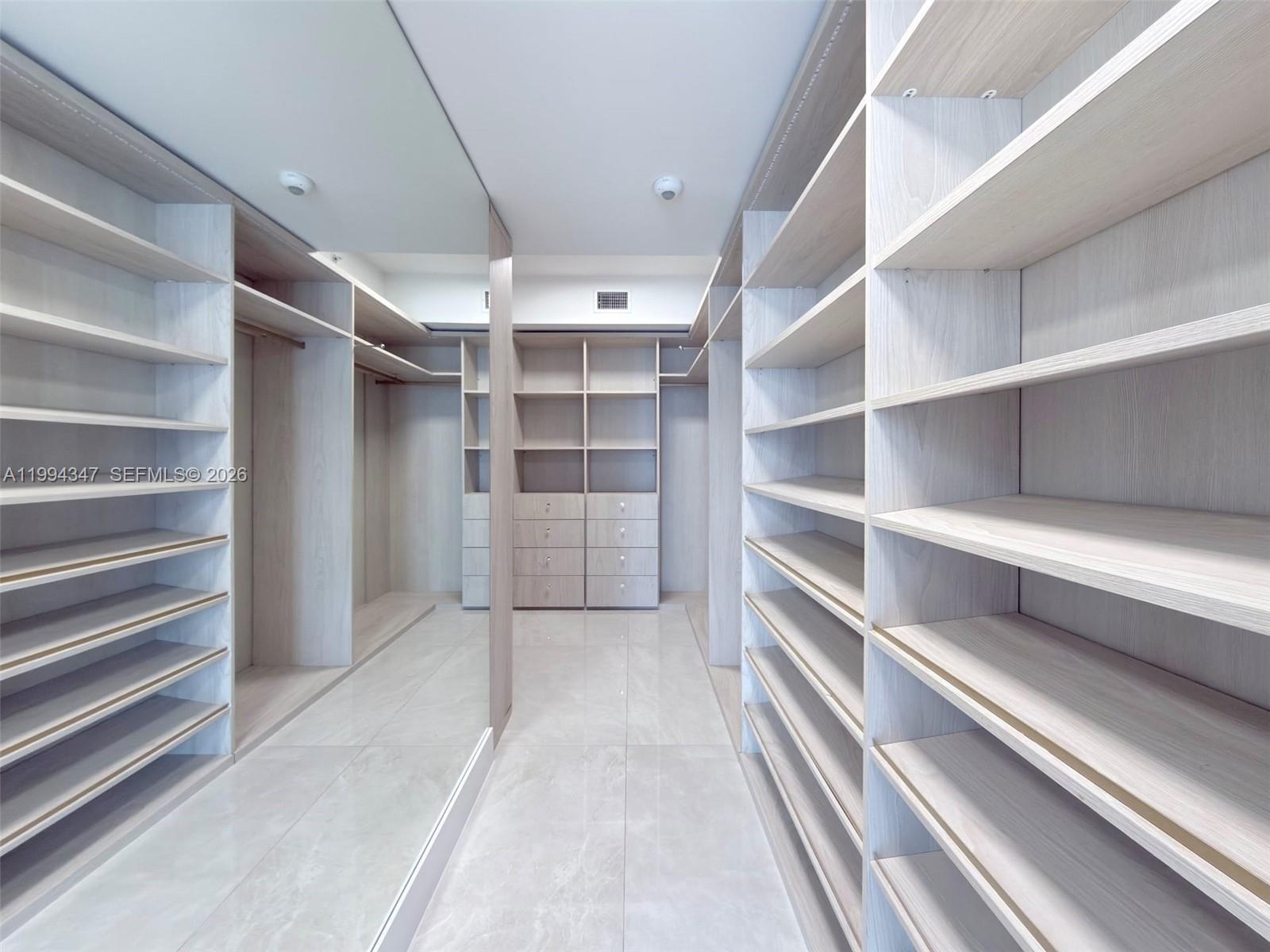 BRICKELLHOUSE CONDO - Residential Lease