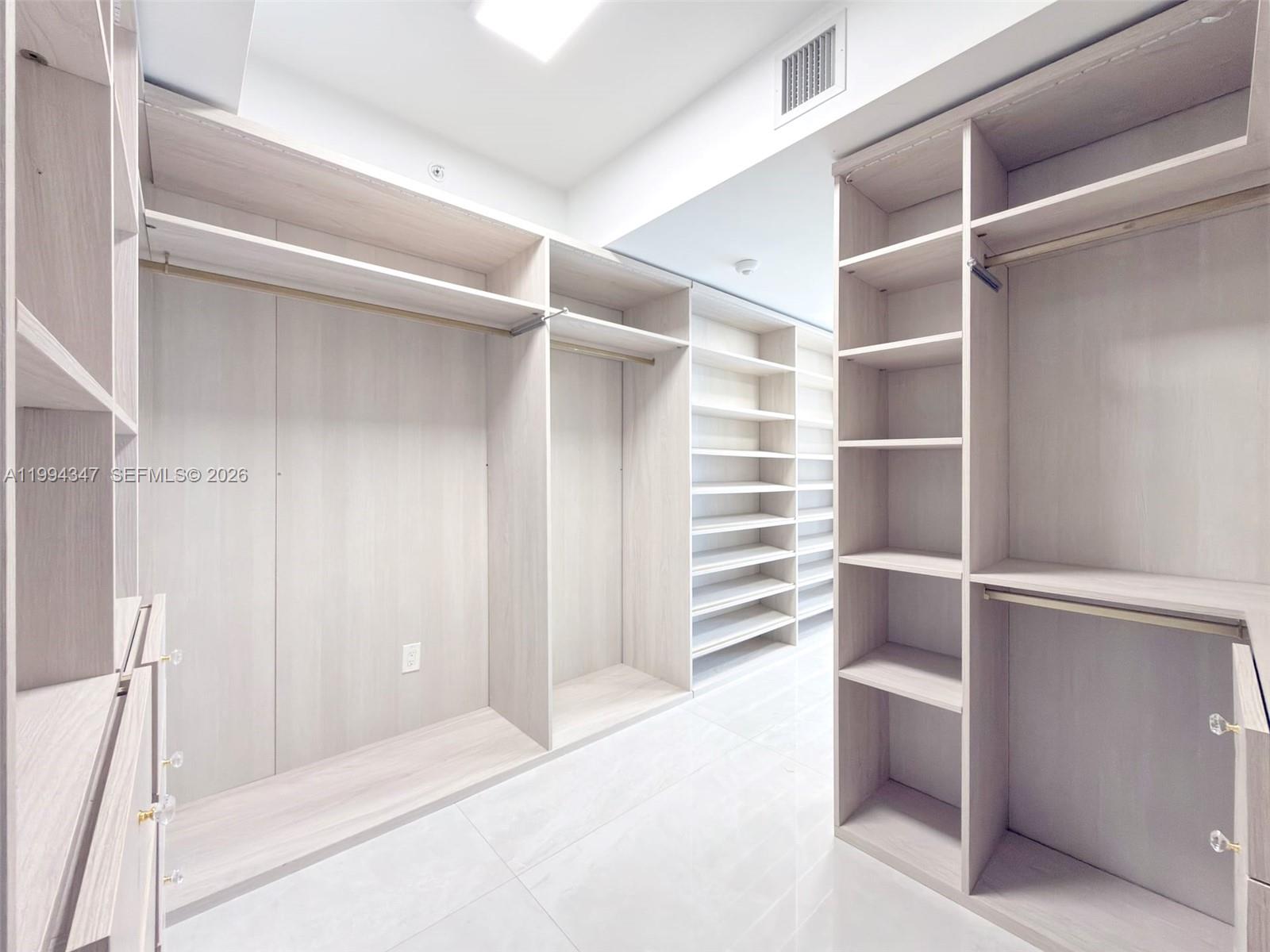 BRICKELLHOUSE CONDO - Residential Lease