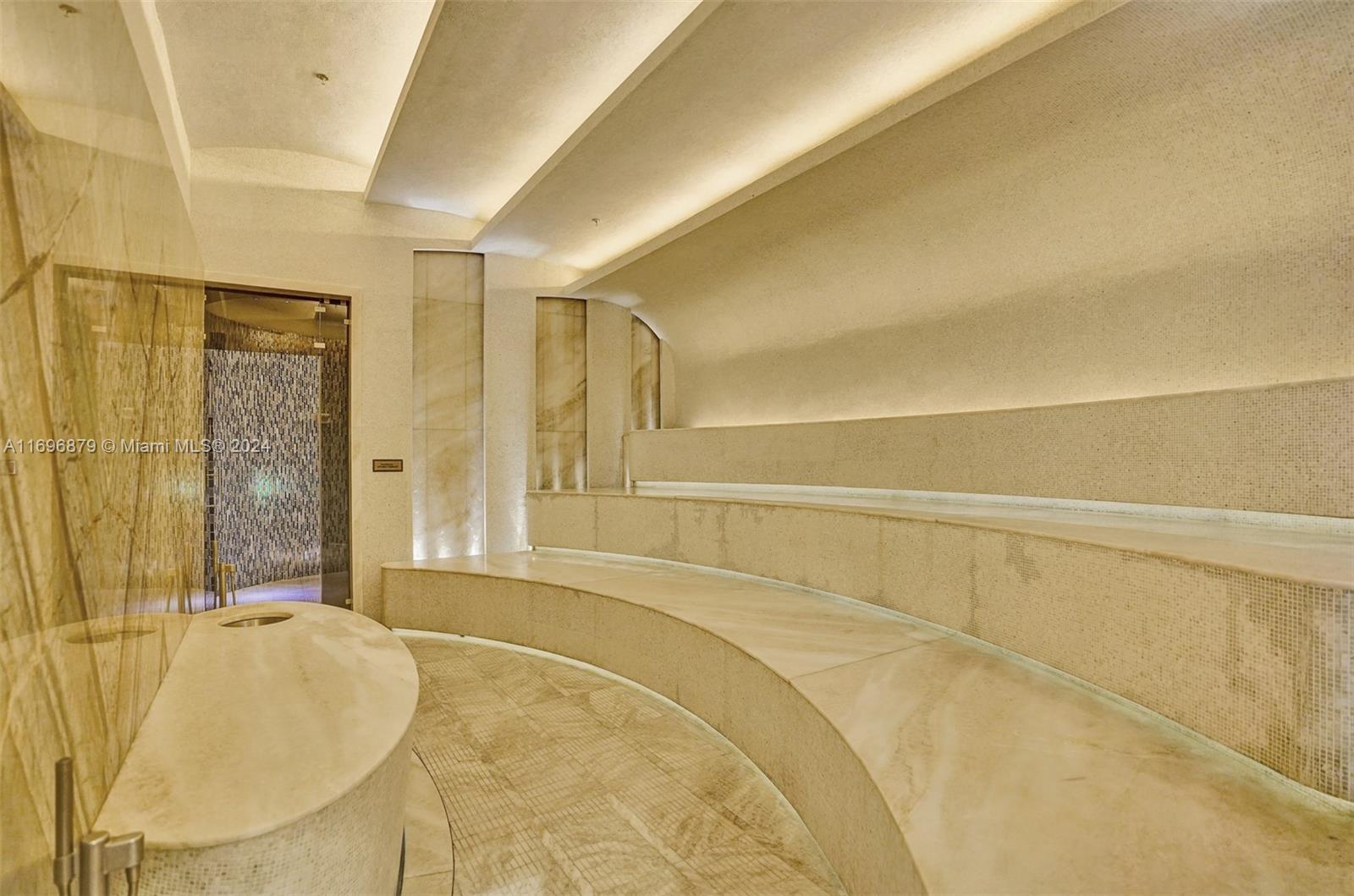 THE MANSIONS AT ACQUALINA - Residential