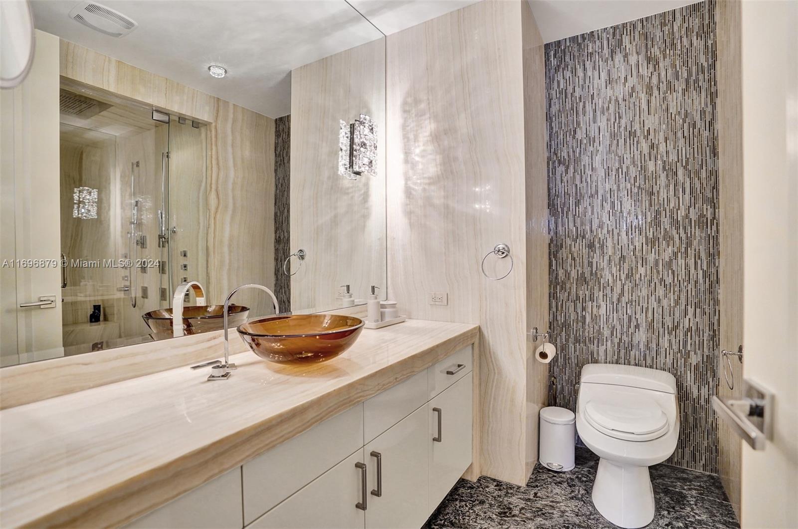 THE MANSIONS AT ACQUALINA - Residential