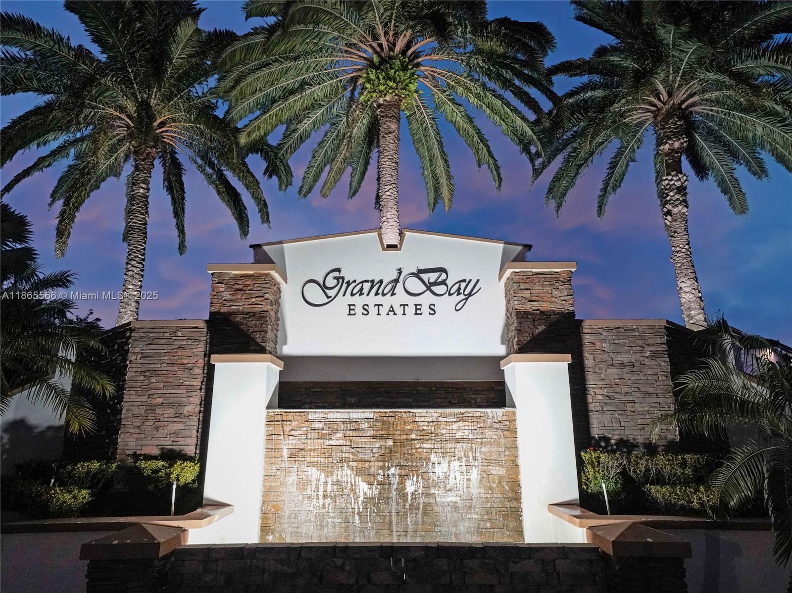 DORAL BREEZE - Residential