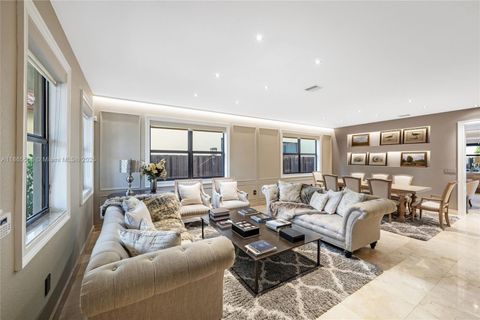 Photo of 9835 NW 86th Ter, Doral, FL 33178 (MLS # A11865566) Photo of 9835 NW 86th Ter, Doral, FL 33178 (MLS # A11865566)