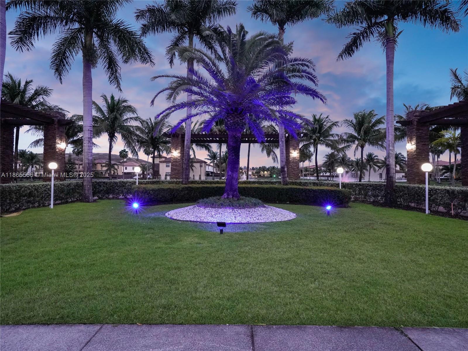 DORAL BREEZE - Residential