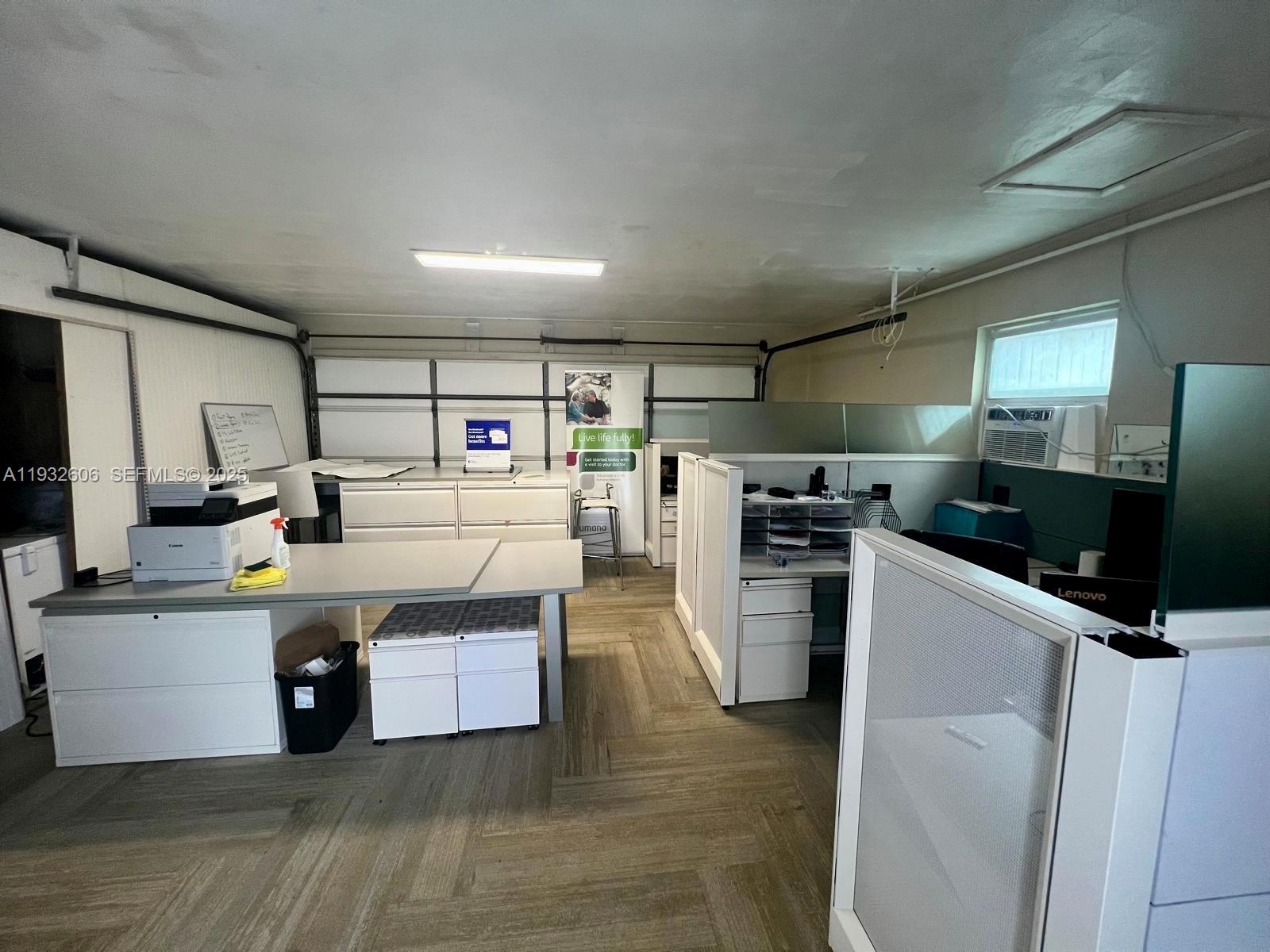 SUNRISE GOLF VILLAGE SEC - Residential