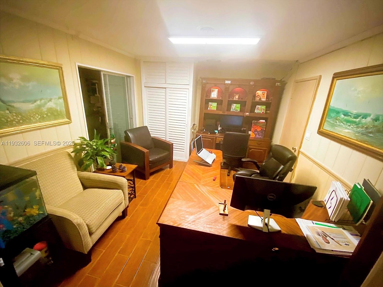 SUNRISE GOLF VILLAGE SEC - Residential