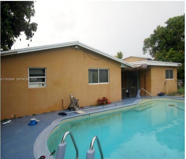 SUNRISE GOLF VILLAGE SEC - Residential