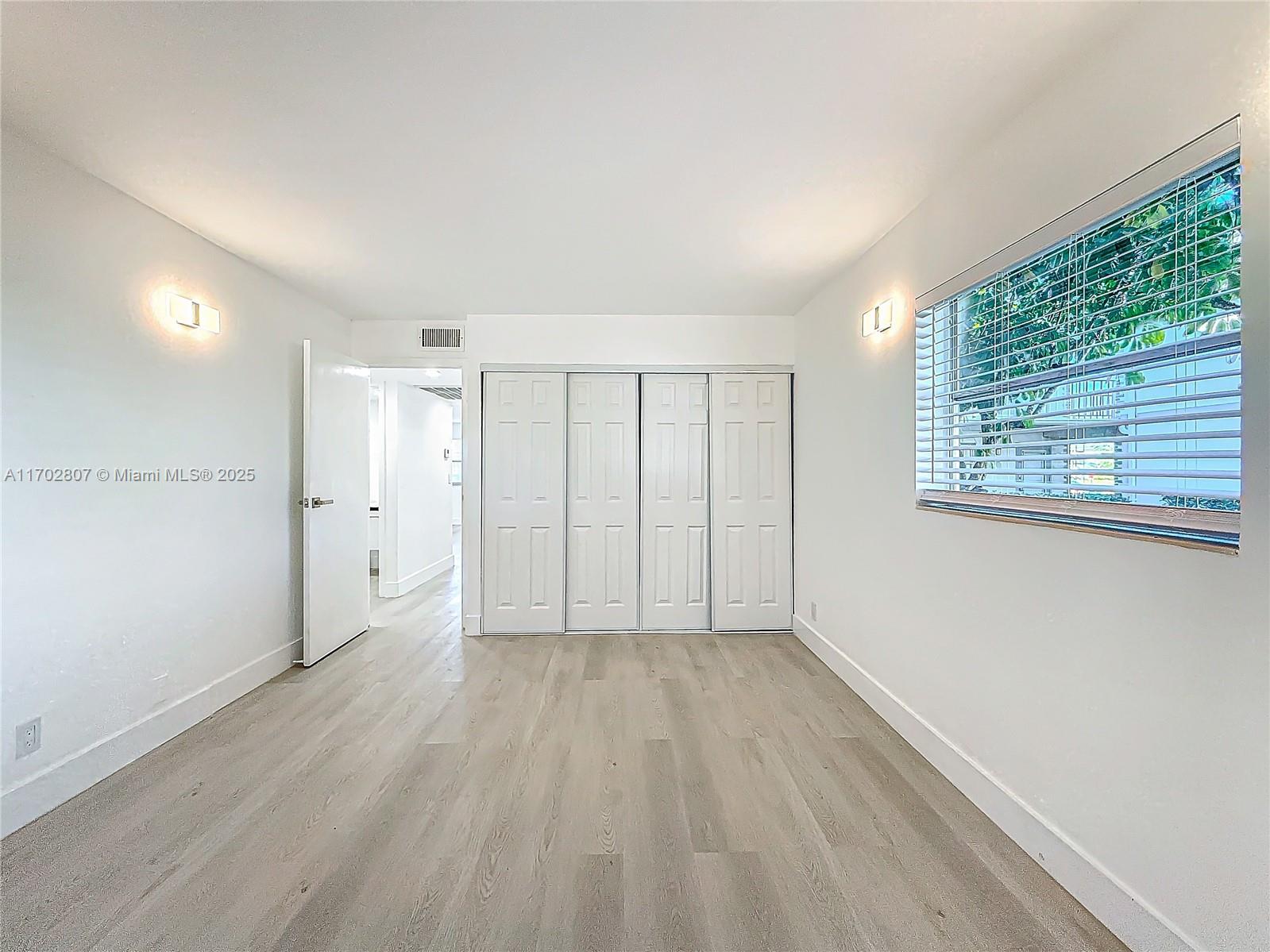 KINGS POINT MONACO CONDOS - Residential