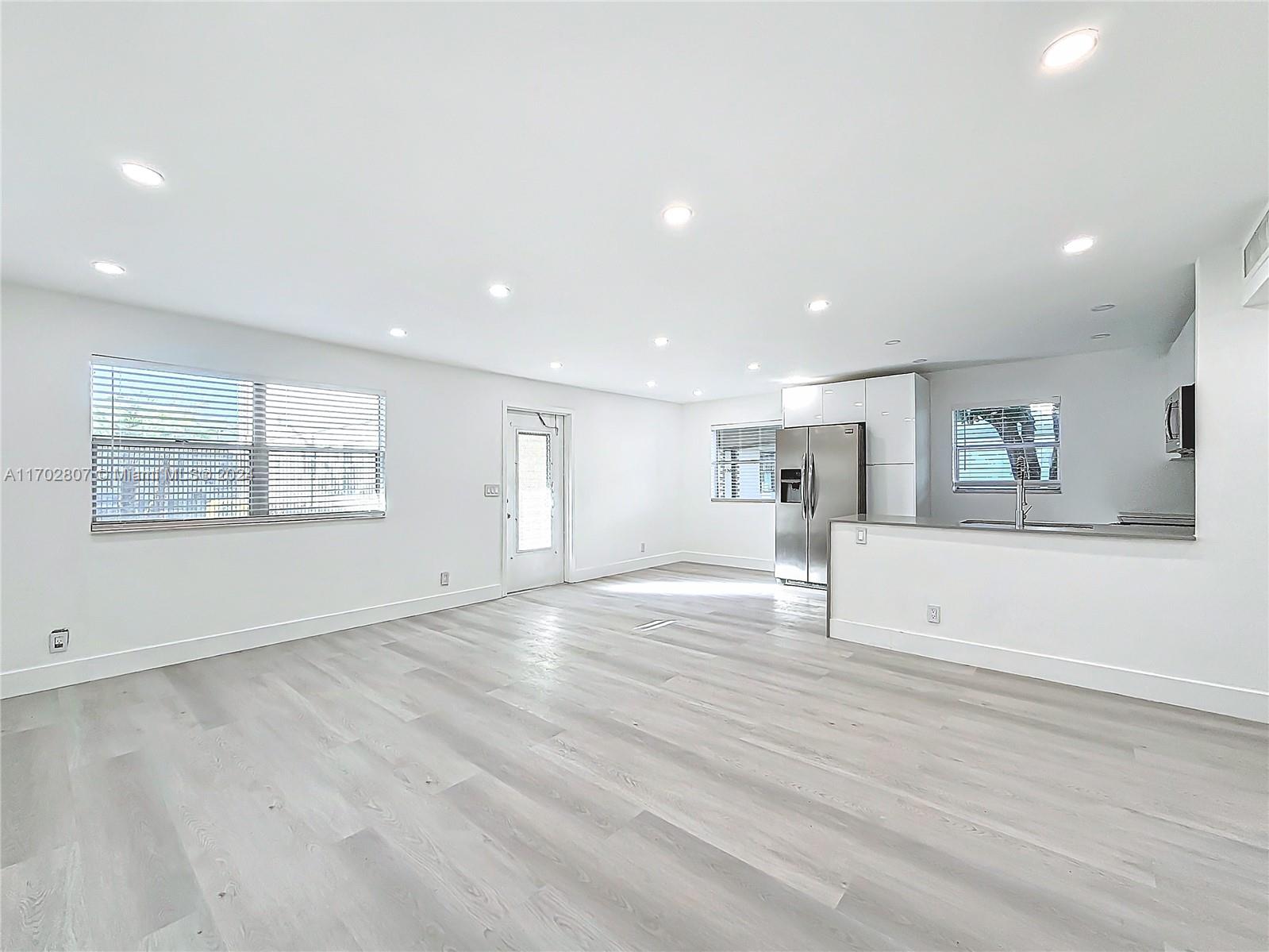 KINGS POINT MONACO CONDOS - Residential