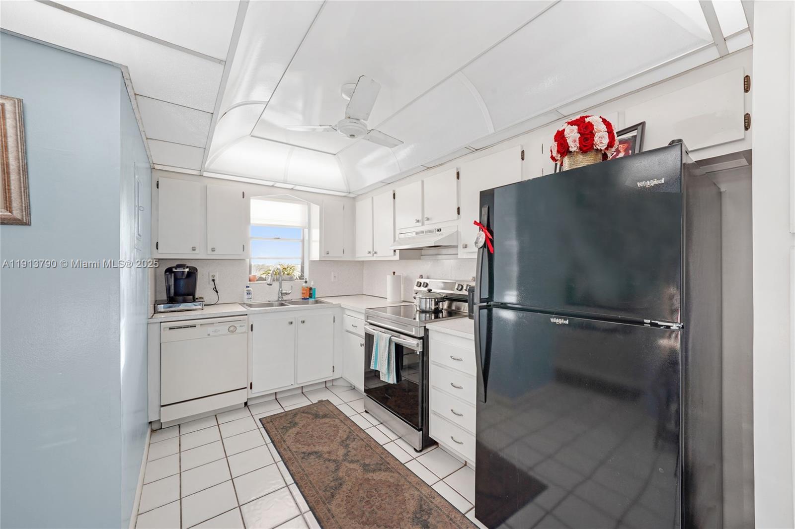 DEER CREEK COUNTRY CLUB - Residential