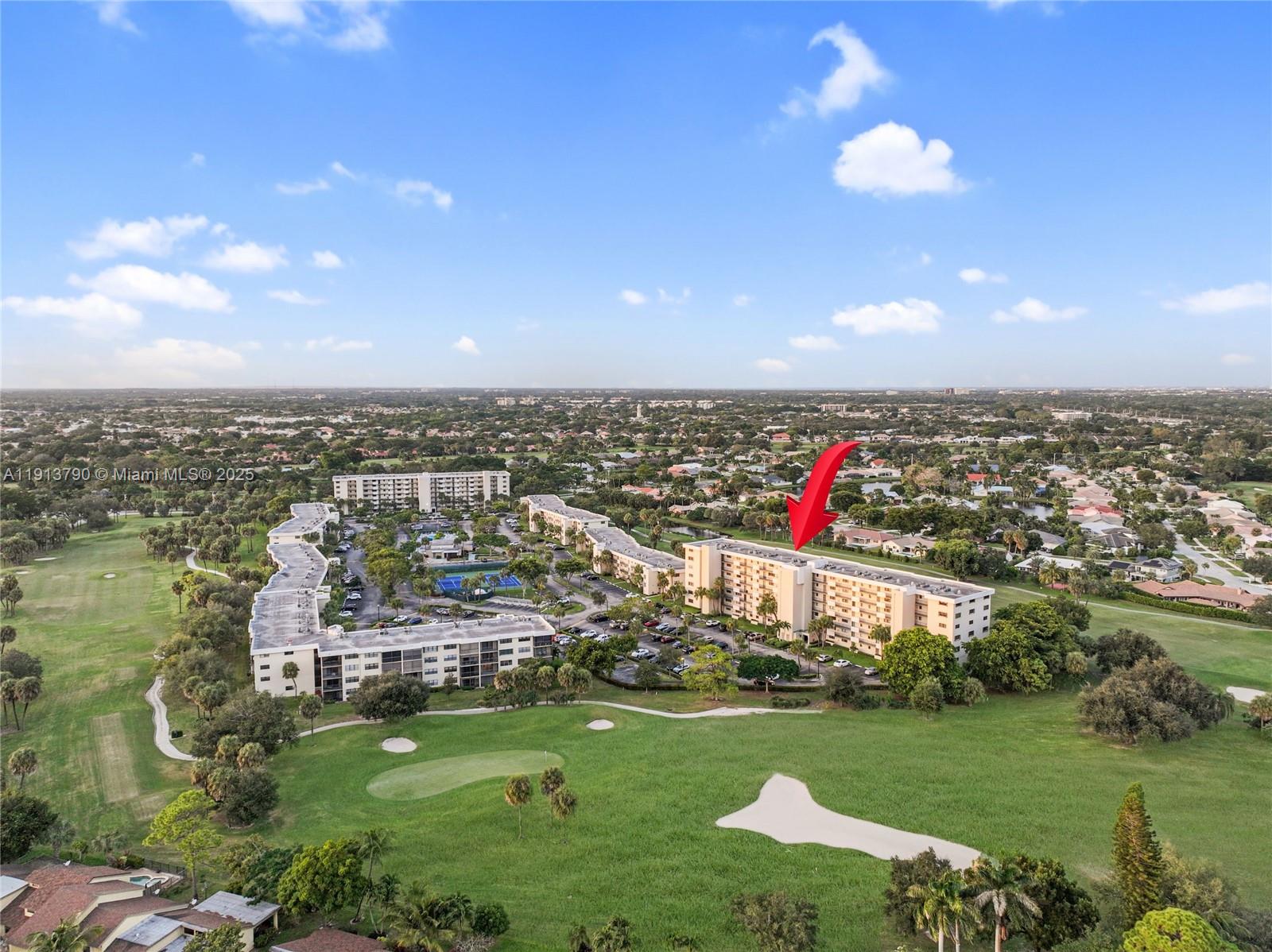 DEER CREEK COUNTRY CLUB - Residential