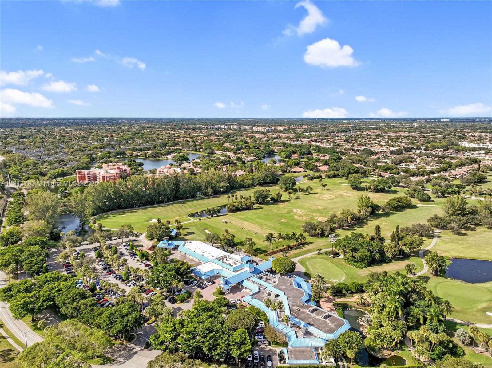 DEER CREEK COUNTRY CLUB - Residential