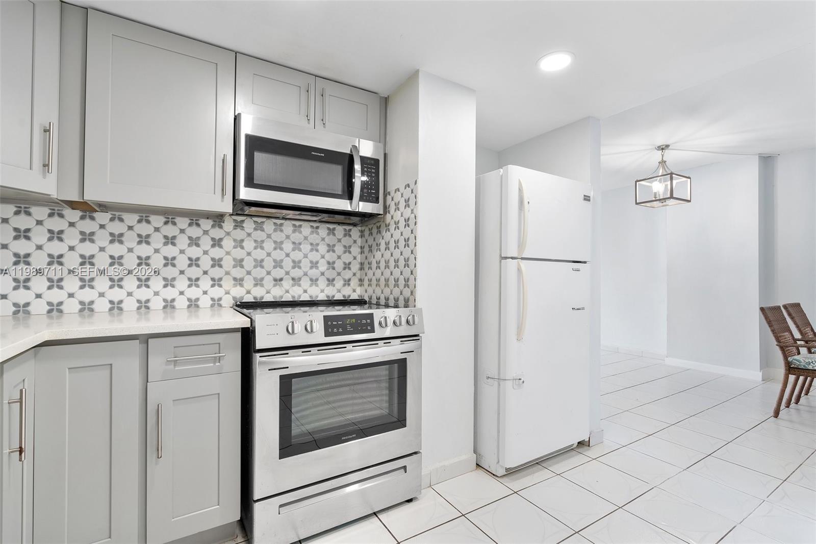 DORSET HOUSE CONDO - Residential