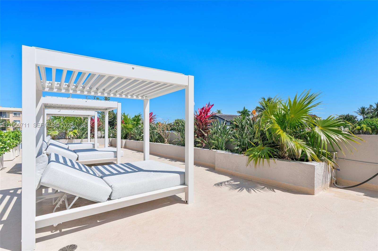 DORSET HOUSE CONDO - Residential