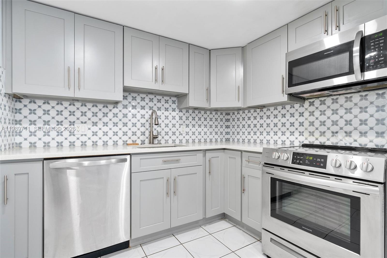 DORSET HOUSE CONDO - Residential