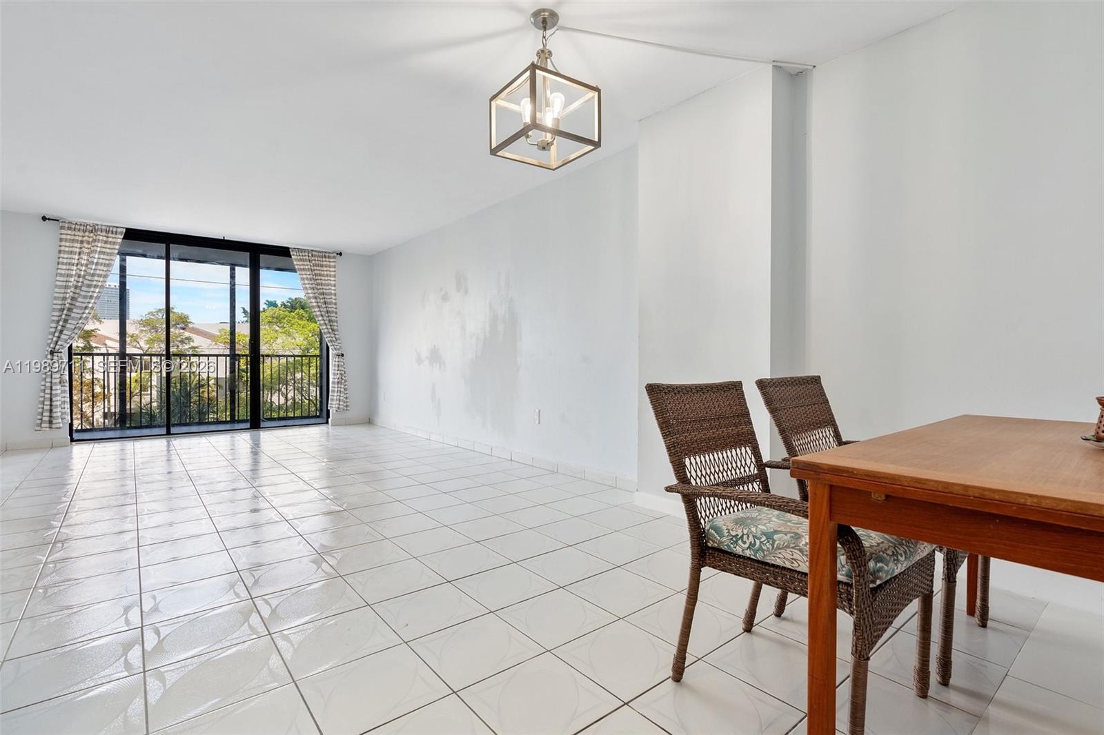 DORSET HOUSE CONDO - Residential