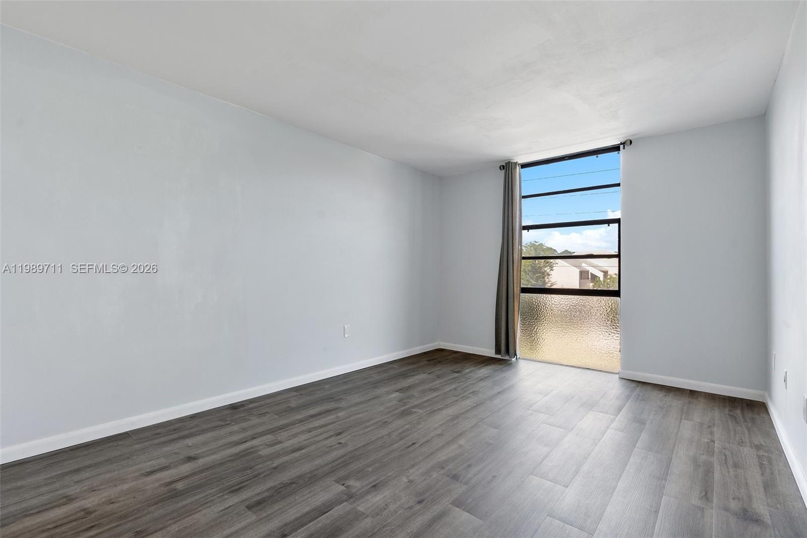 DORSET HOUSE CONDO - Residential