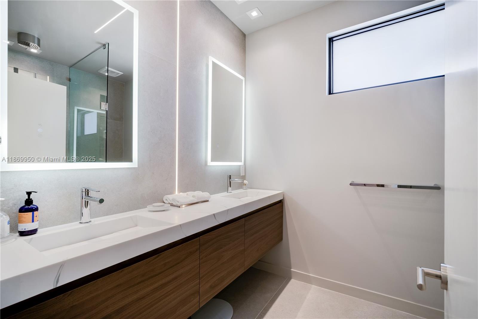 PRESIDENTIAL ESTATES SUB - Residential